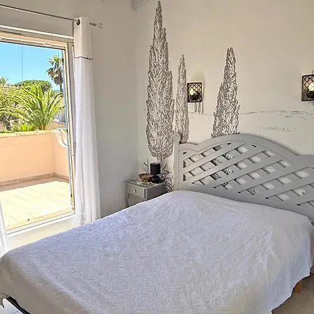 Holiday home Mazets Du Soleil *
