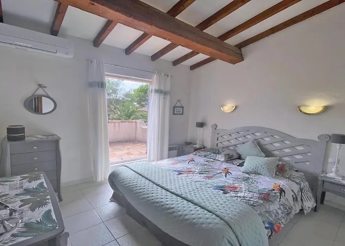 Mazets Du Soleil Holiday home *